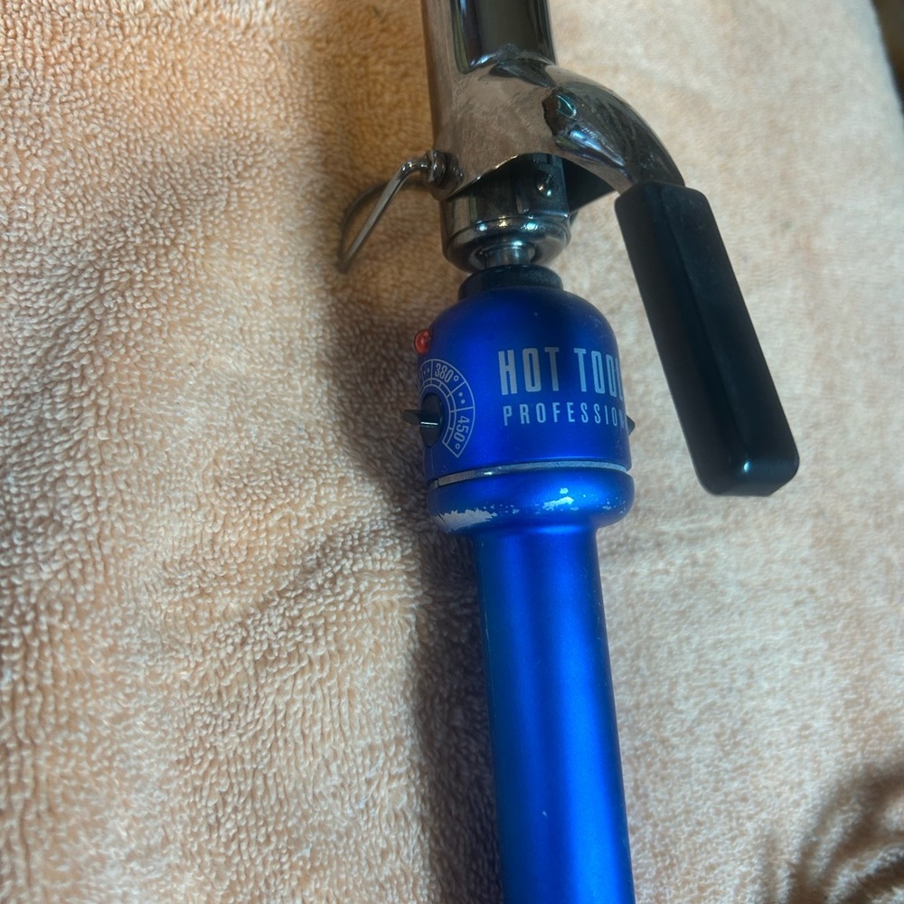 Hot Tools Professional Blue Curling Iron